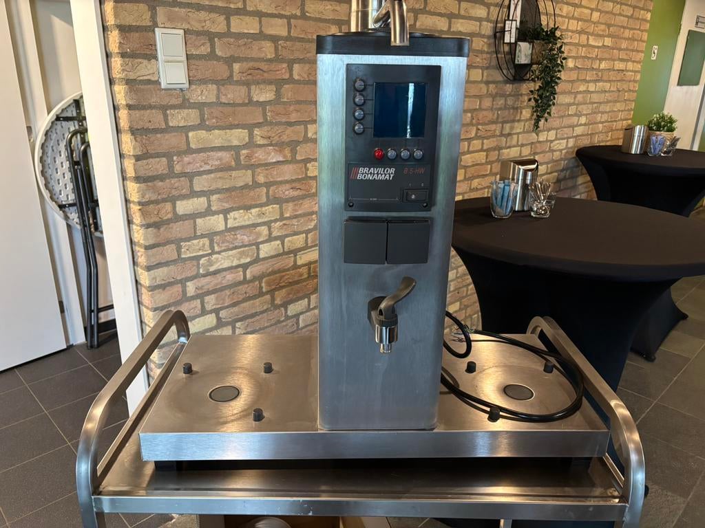 Bravilor B5 HW, Ophalen, 10 kopjes of meer, Koffiemachine, Gemalen koffie