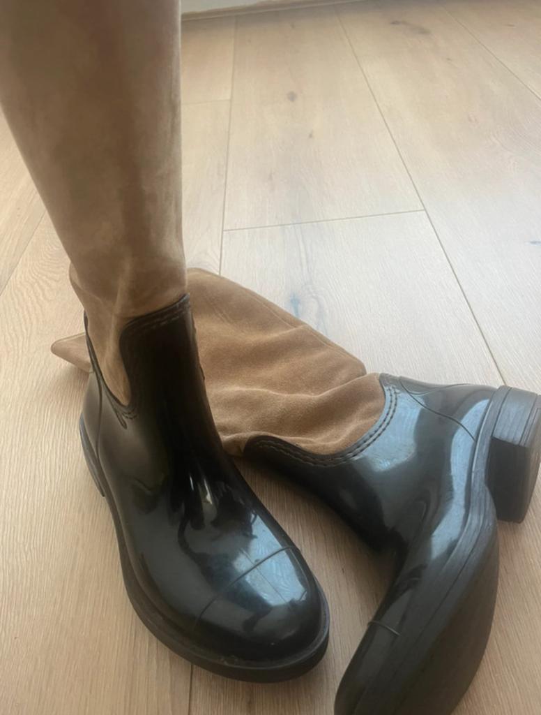 Dames laarzen onder de knie -donker- en lichtbruin - maat 36, Kleding | Dames, Hoge laarzen, Bruin, Ophalen of Verzenden, Zo goed als nieuw