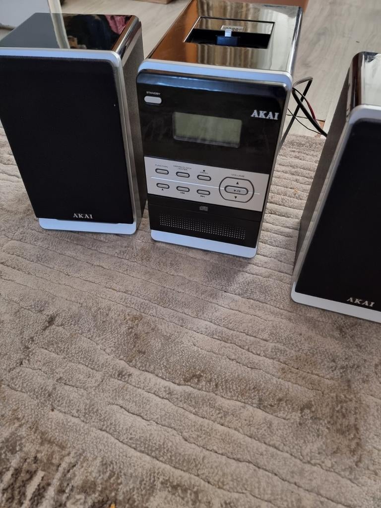 Akai Microset met CD-speler en Radio, Ophalen of Verzenden, Zo goed als nieuw, Tuner of Radio, Akai
