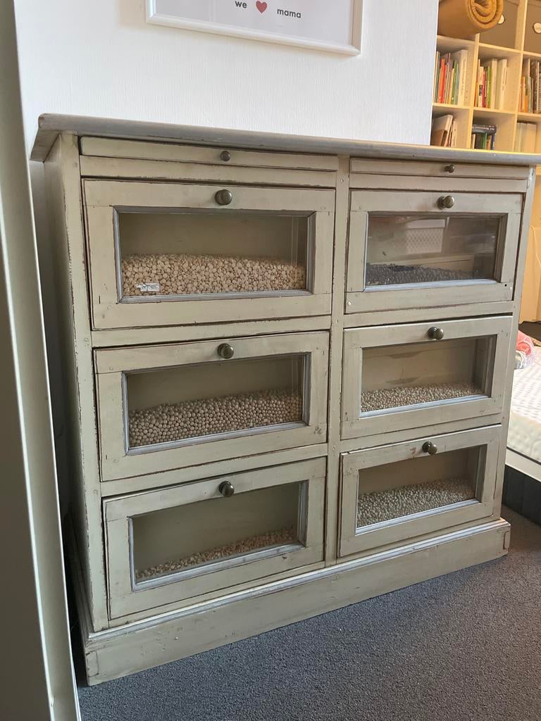 Grutterskast met glazen lades, dressoir-hoogte, Ophalen, Gebruikt, 100 tot 150 cm, Met lade(s)