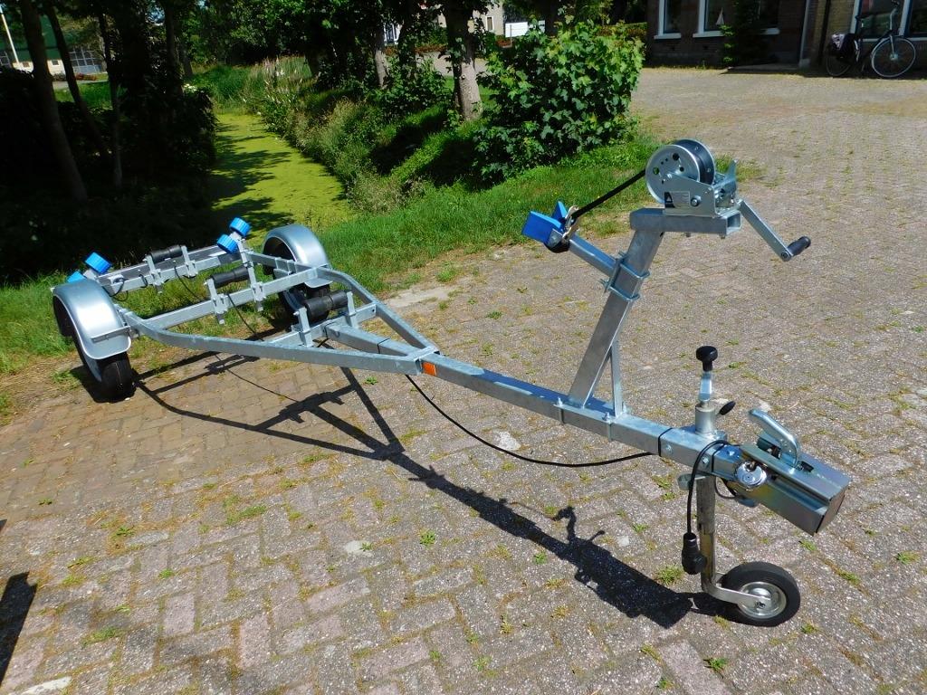 Nieuwe trailers tot 3.500 kg voor sloep, rubber- & zeilboot, Watersport en Boten, Boottrailers, Overige typen, Nieuw, Ophalen of Verzenden