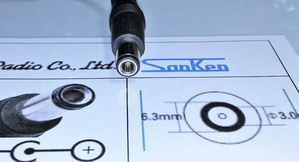 Toshiba JRC PA3083U-1ACA 15V 5A 75W Adapter Lader 6.3x3.0mm, Ophalen of Verzenden, Zo goed als nieuw, Original Retro model