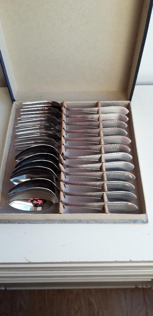 bestek 6 lepels en 6 vorken van Pako Meta, Ophalen of Verzenden, Zo goed als nieuw, Rvs of Chroom