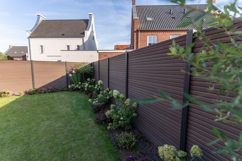 Composiet schutting 190 p/m incl. Montage & btw, Tuin en Terras, Schuttingen, Ophalen, Kunststof, 1 tot 2 meter, Minder dan 3 meter