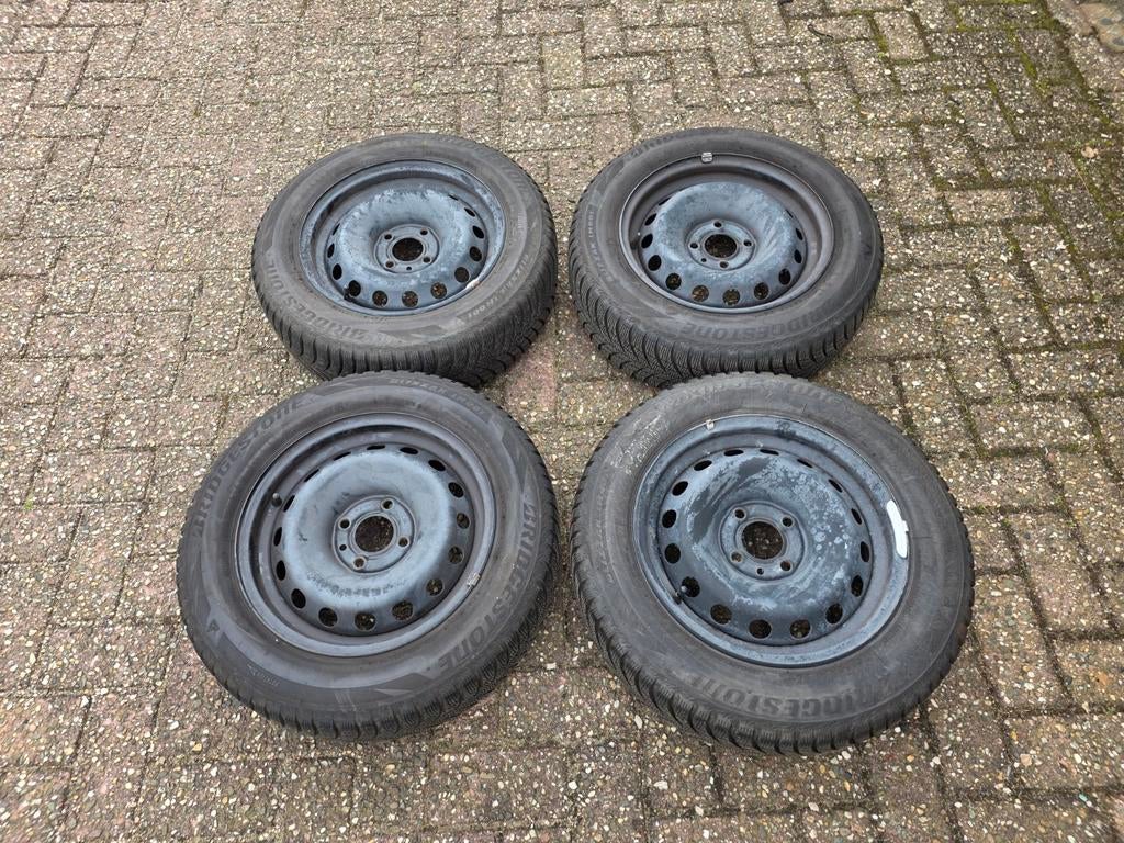 Winterbanden twingo ii, Auto-onderdelen, Ophalen, 14 inch, 175 mm, Winterbanden