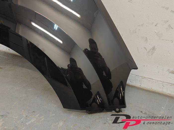 Scherm rechts-voor van een Renault Twingo (NV676), Auto-onderdelen, Gebruikt, -, Renault, -