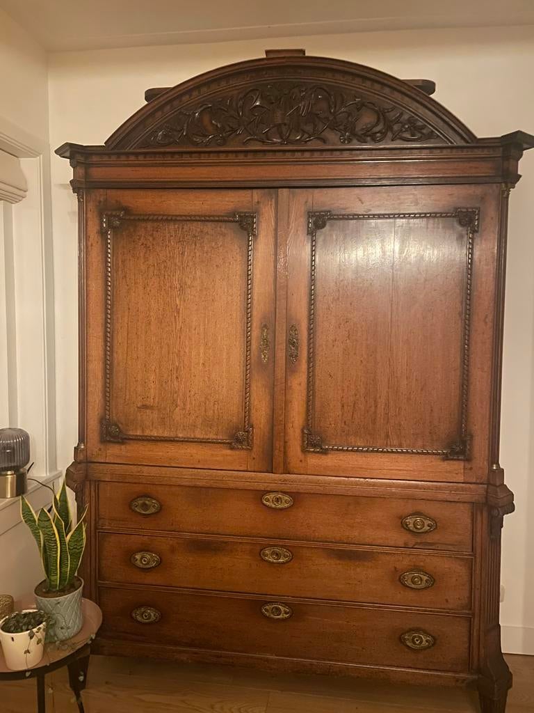 Drents kabinet, Ophalen