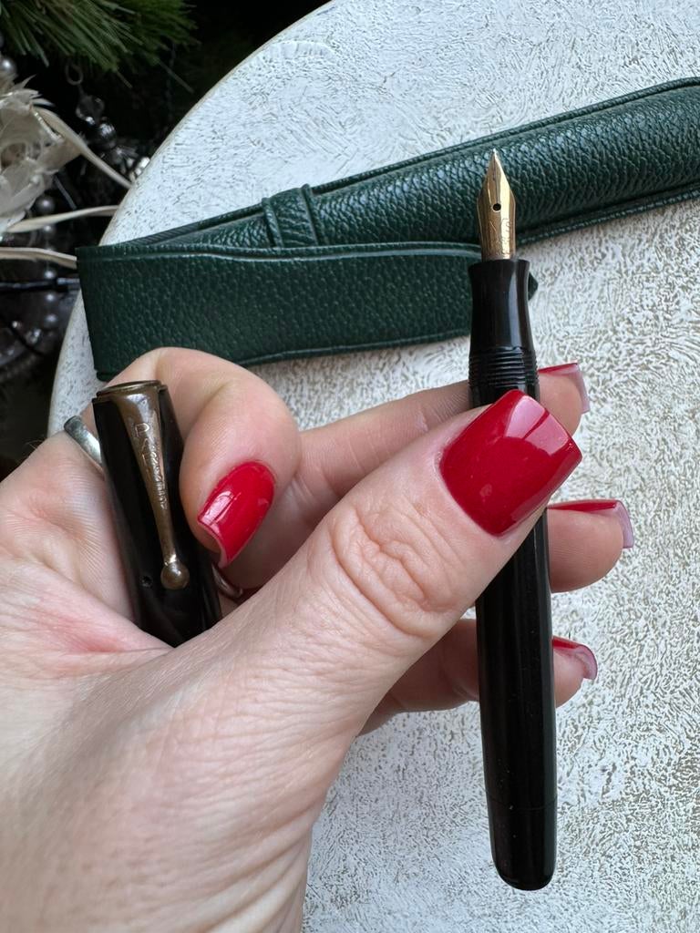 Vintage Parker Duofold Black Fountain Pen - 14kt Gold Nib, Antiek en Kunst, Verzenden