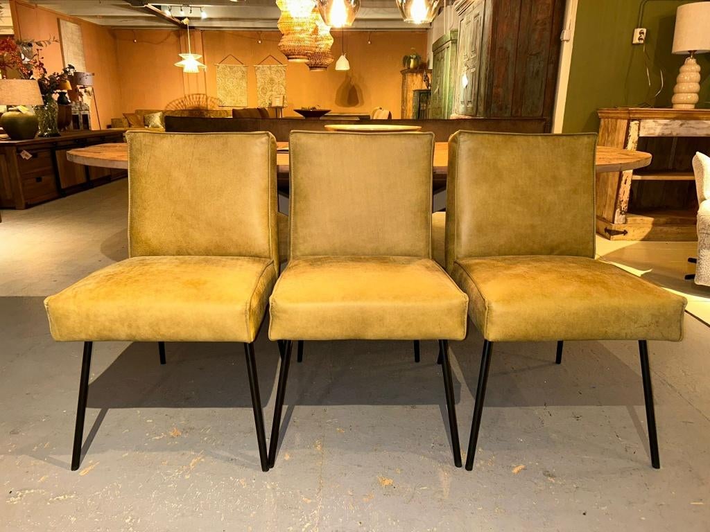 Eetkamer set – HE Design (bank + 3 stoelen), Huis en Inrichting, Stoelen, Ophalen, Landelijk, industrieel, Nieuw, Leer