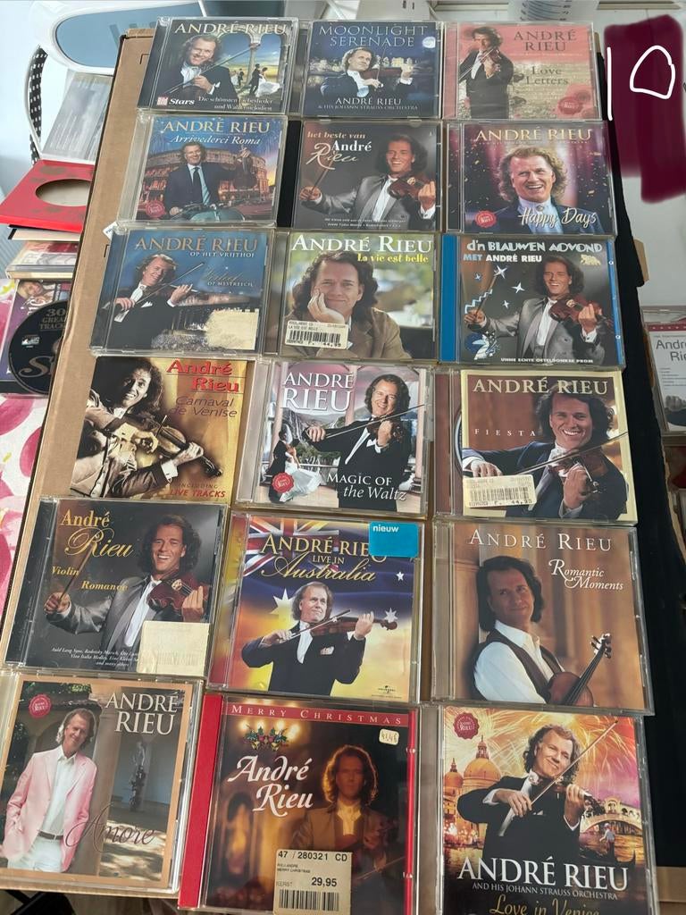 Veel cd’s. Voor weinig, Ophalen, Zo goed als nieuw