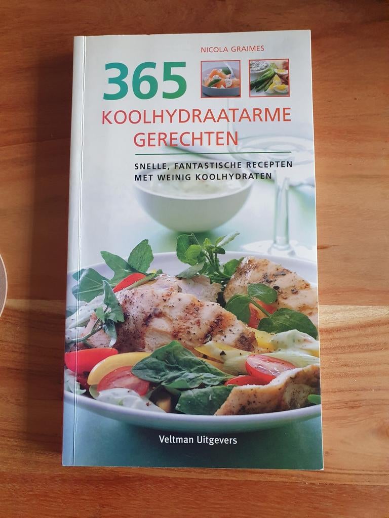 365 koolhydraatarme gerechten, Boeken, Ophalen of Verzenden, Zo goed als nieuw