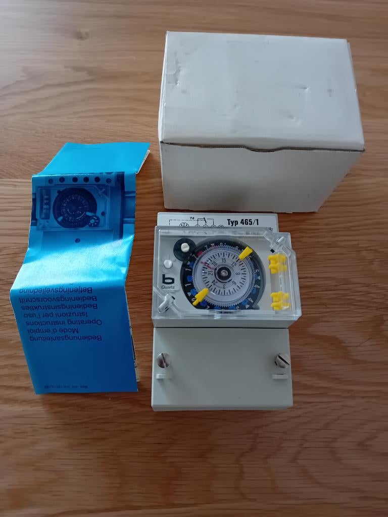 Schakelklok, Doe-het-zelf en Verbouw, Elektra en Kabels, Ophalen of Verzenden, Nieuw, Schakelaar