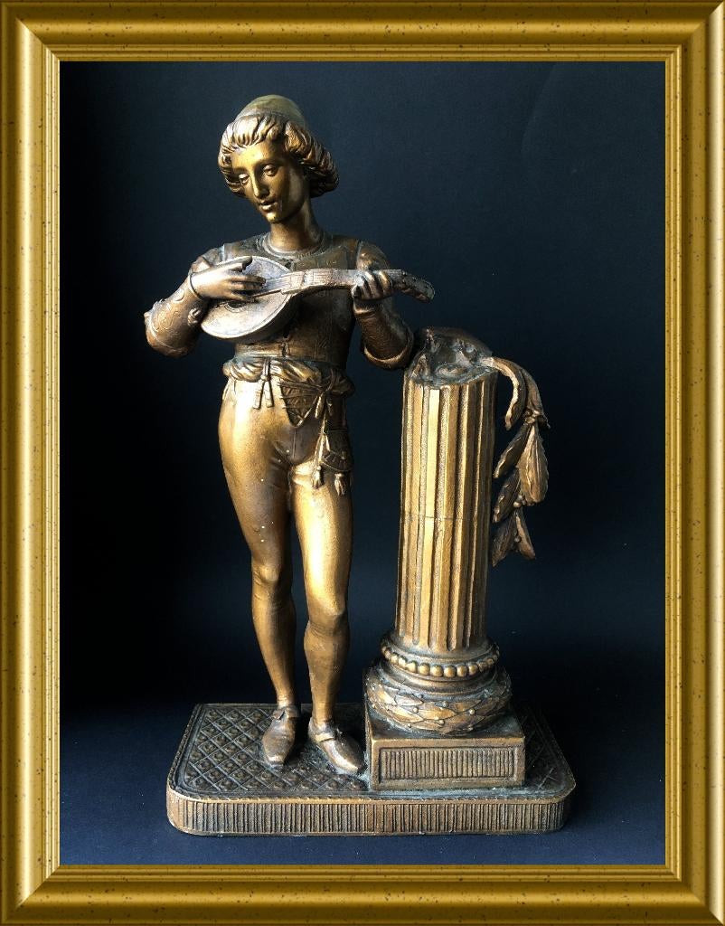 Antiek metalen beeld: muzikant, troubadour, Antiek en Kunst, Ophalen of Verzenden