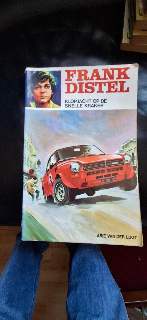 Arie van der Lugt - Frank Distel serie, Ophalen of Verzenden, Gelezen