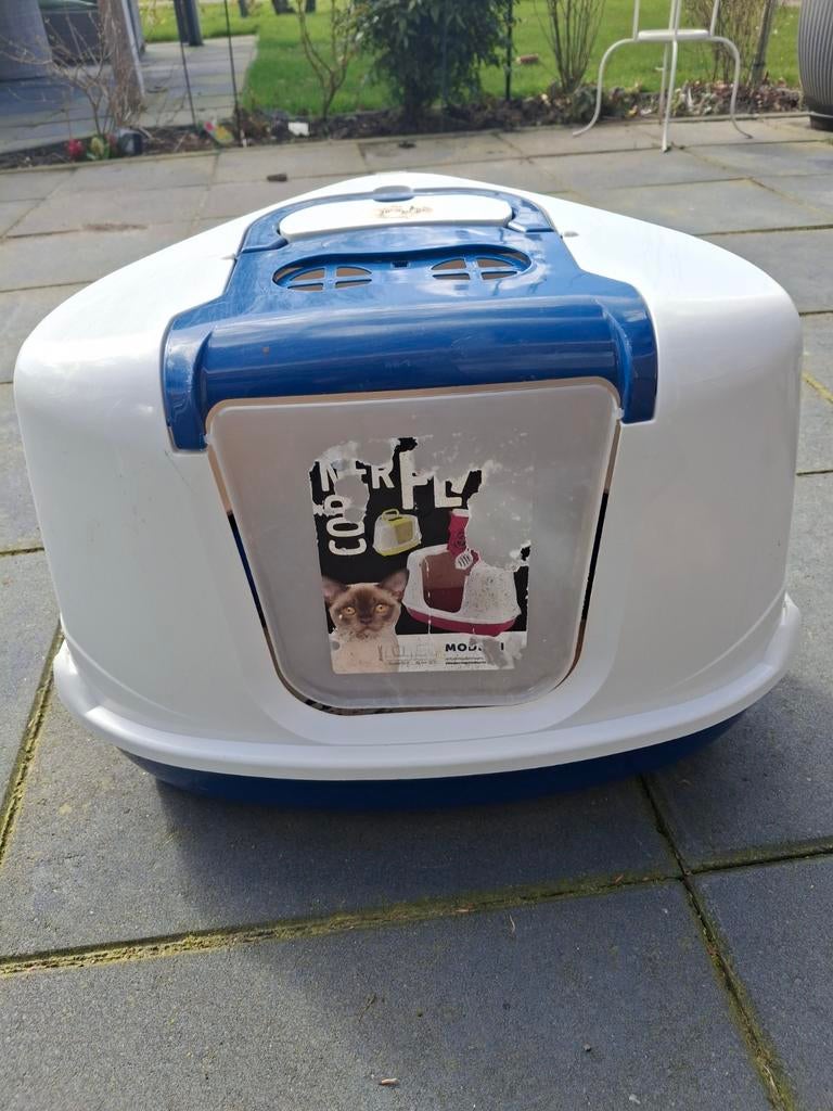 Kattenbak hoek, Ophalen, Gebruikt, Gesloten