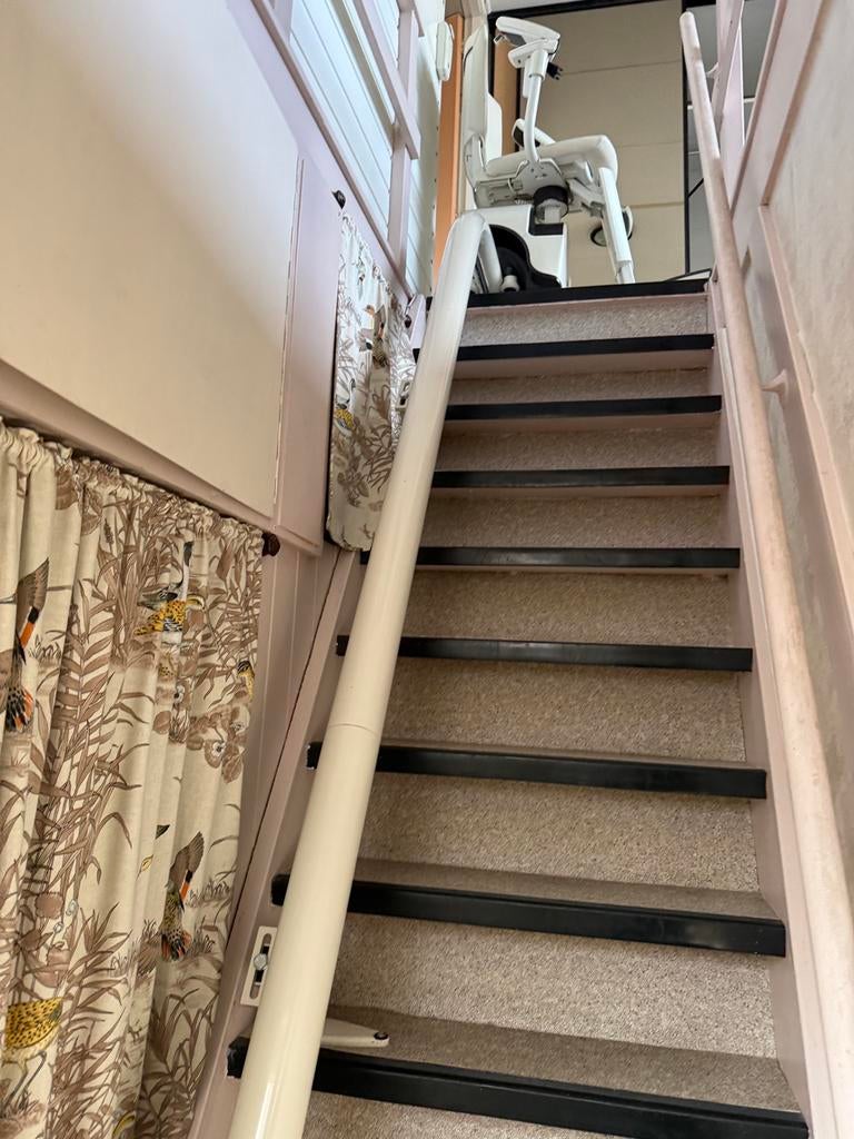 Traplift, Ophalen, Zo goed als nieuw