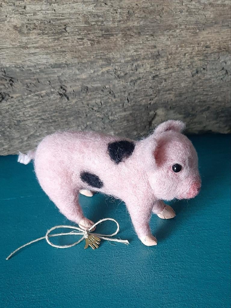 Genaaldvilt varkentje wol naaldvilten biggetje handgemaakt, Ophalen of Verzenden, Nieuw, Overige typen, Wolvilt