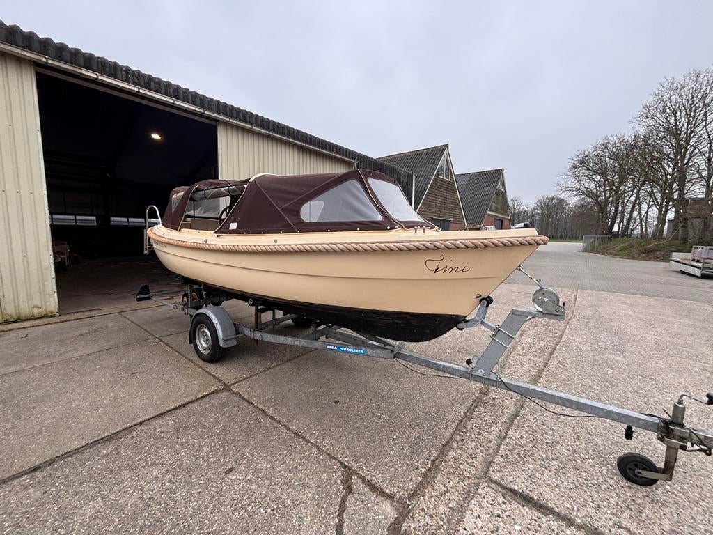 Zeer nette Clever viking 565 incl trailer., Tot 10 pk, Ophalen of Verzenden, 3 tot 6 meter, Buitenboordmotor