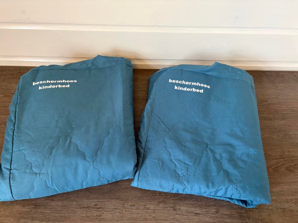 2 waterdichte hoeslakens 60x120, Caravans en Kamperen, Ophalen, Zo goed als nieuw, Campingstoel