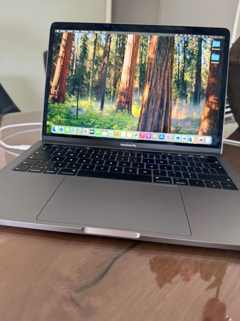Macbook pro 2019 13 inch, Computers en Software, Apple Macbooks, 2 tot 3 Ghz, Qwerty, 8 GB, 13 inch
