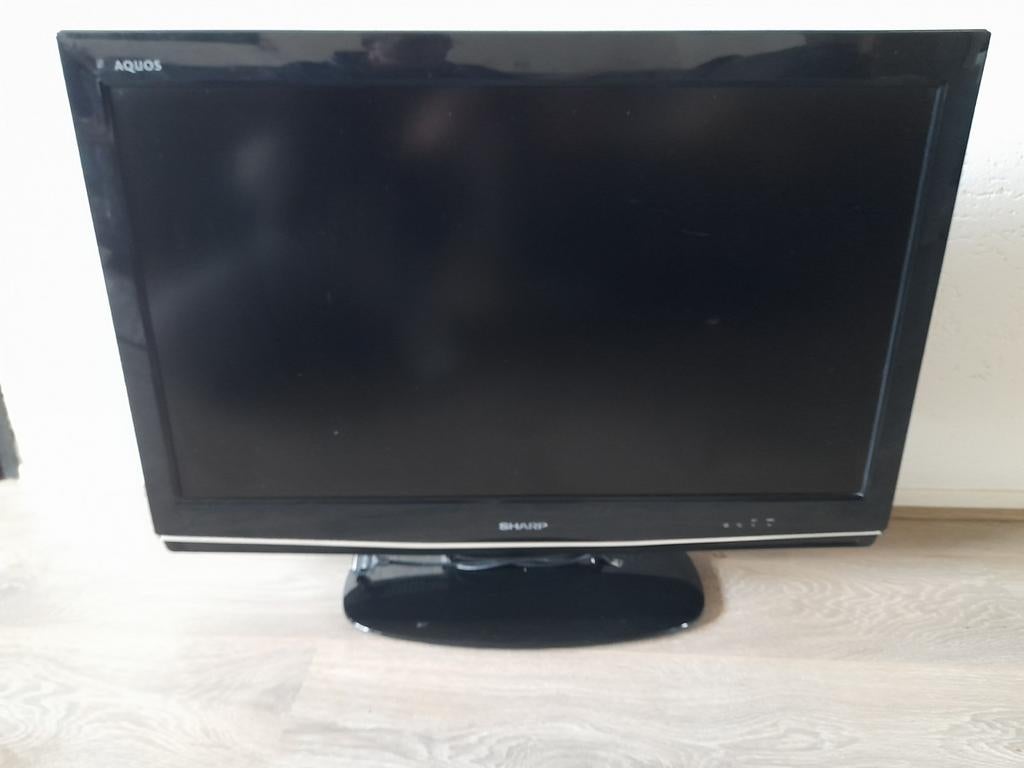 Nette sharp aquos televisie
LCD COLOUR TV
MODEL NUMMER LC-3, Ophalen, 50 Hz, Sharp