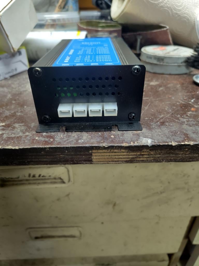 Victron omvormer 12V naar 24V 200W (converter), Ophalen of Verzenden