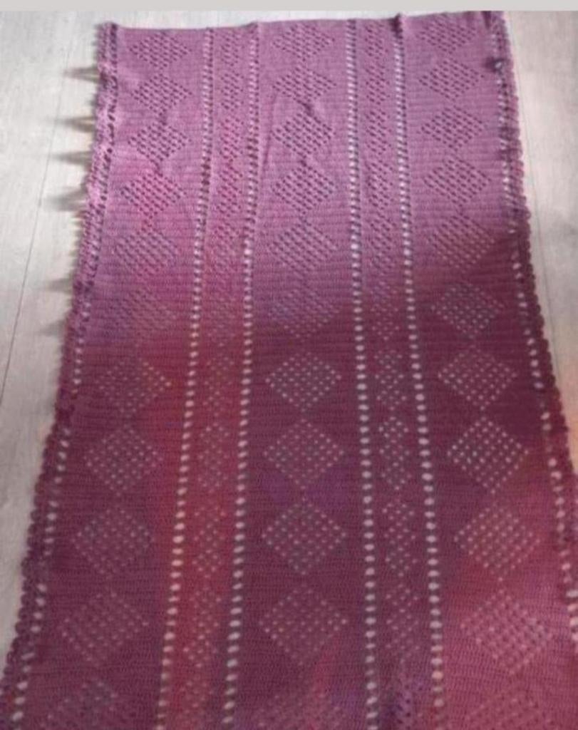 Gehaakte deken woonplaid sprei cerise, Ophalen of Verzenden, Zo goed als nieuw