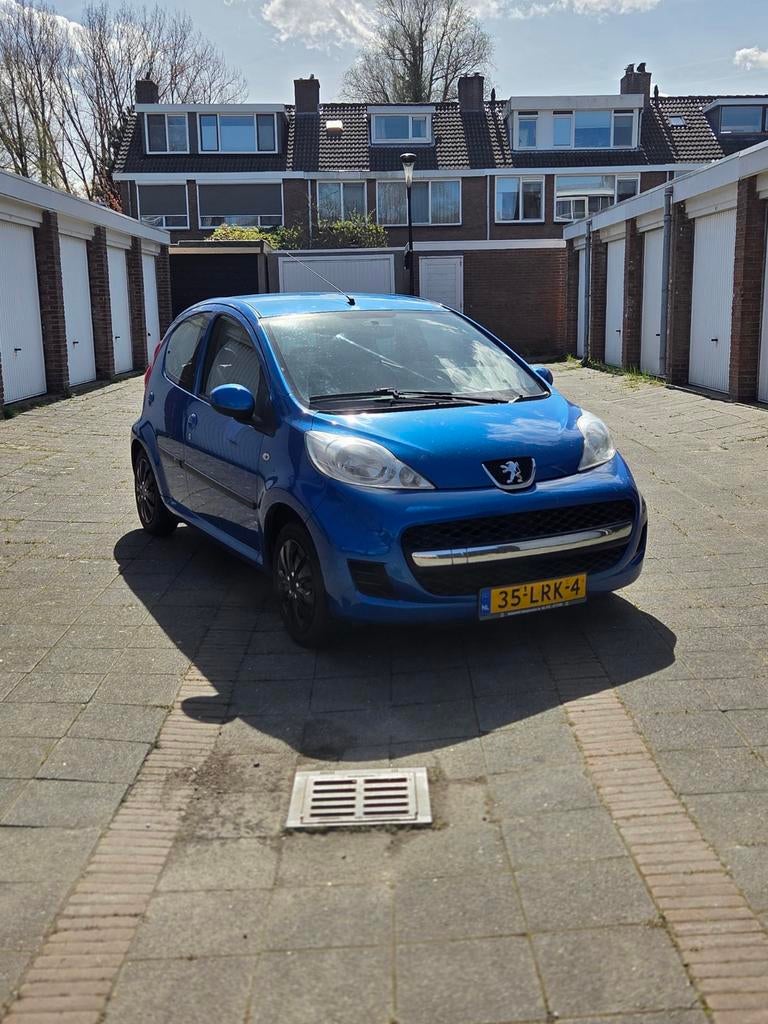 Peugeot 107 1.0 12V 5DR 2010 Blauw, Voorwielaandrijving, 68 pk, Origineel Nederlands, Handgeschakeld