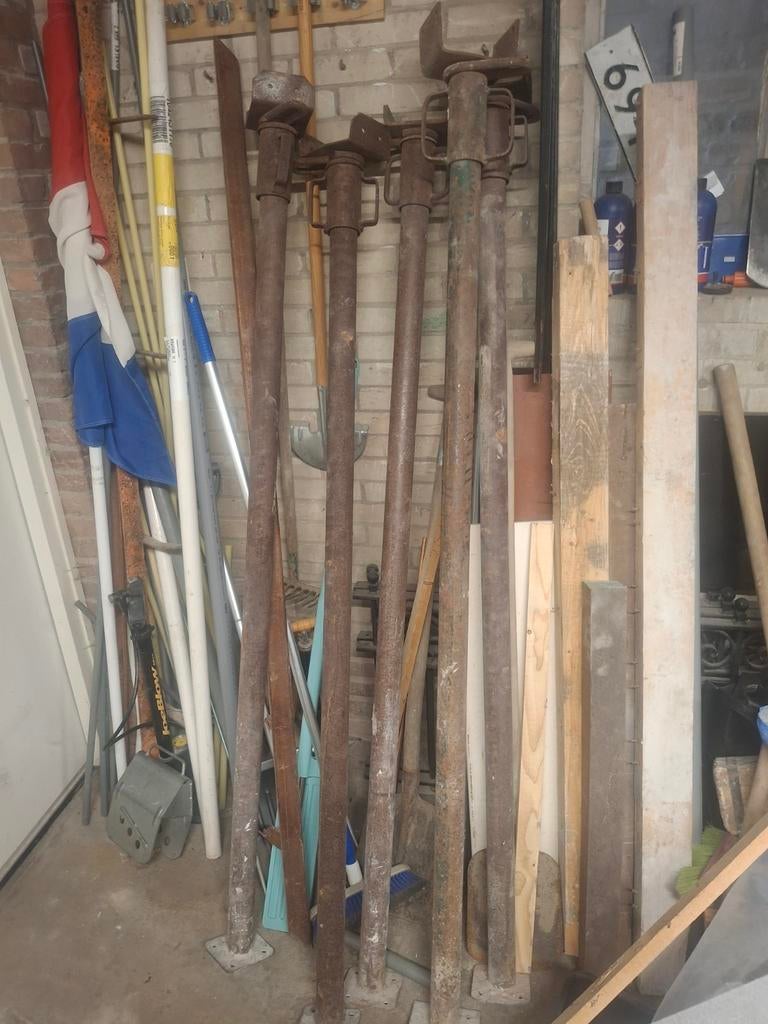 Schroefstempels, Ophalen, Gebruikt, Overige typen, Minder dan 2 meter