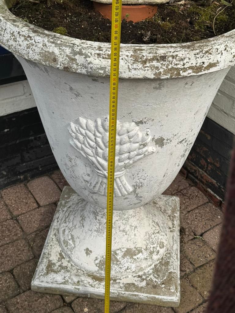 Bloempot met dame, Ophalen, Gebruikt, Rond, Minder dan 30 cm