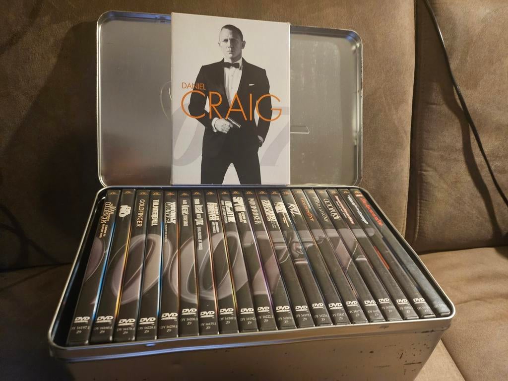 James Bond DVD Boxset Metallic, Ophalen of Verzenden, Zo goed als nieuw, Boxset