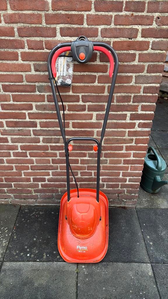 Flymo zweefmaaier, Zweefmaaier, Ophalen, Zo goed als nieuw