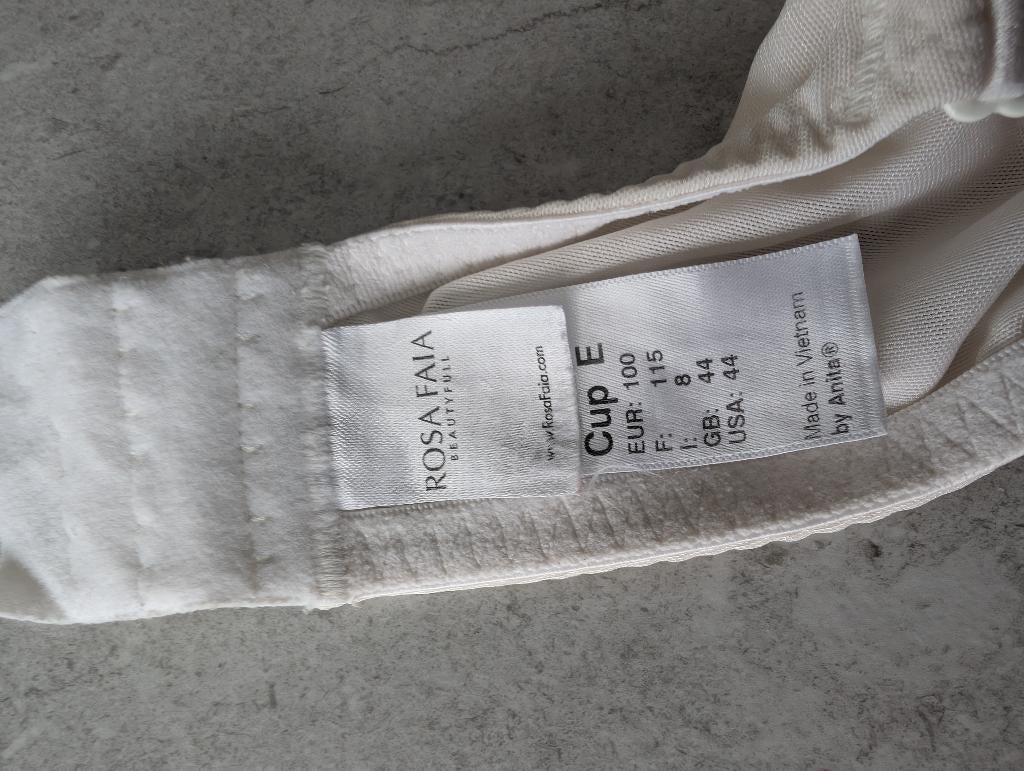 BH 1X BIJNA NIEUW 1X GEBRUIKT GOEDE STAAT, Kleding | Dames, Ondergoed en Lingerie, Rosa Faia en Prima Donna, Ophalen of Verzenden