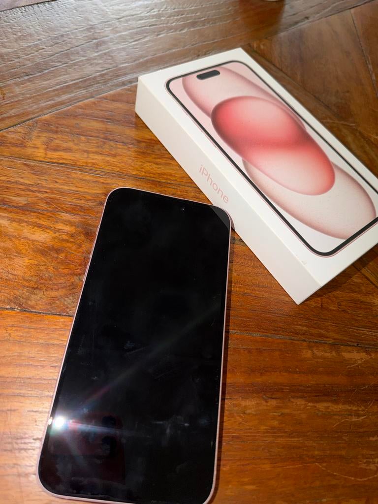 iPhone 15 Plus roze, Ophalen, 128 GB, Zo goed als nieuw, 84 %