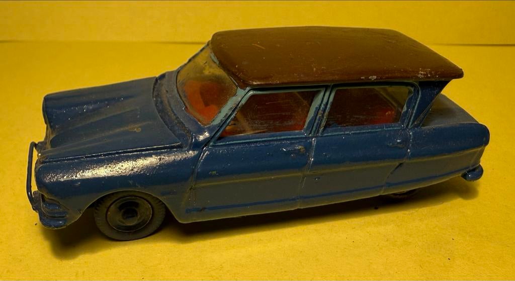 French Dinky Toys Citroën Ami 6 modelauto - nr. 557, Overige merken, Gebruikt, 1:50 of kleiner, Auto