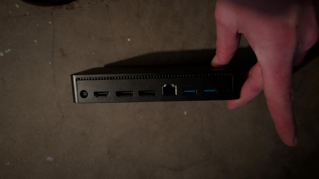 Dell D6000 dockingstation, Docking station, Laptop, Ophalen of Verzenden, Zo goed als nieuw