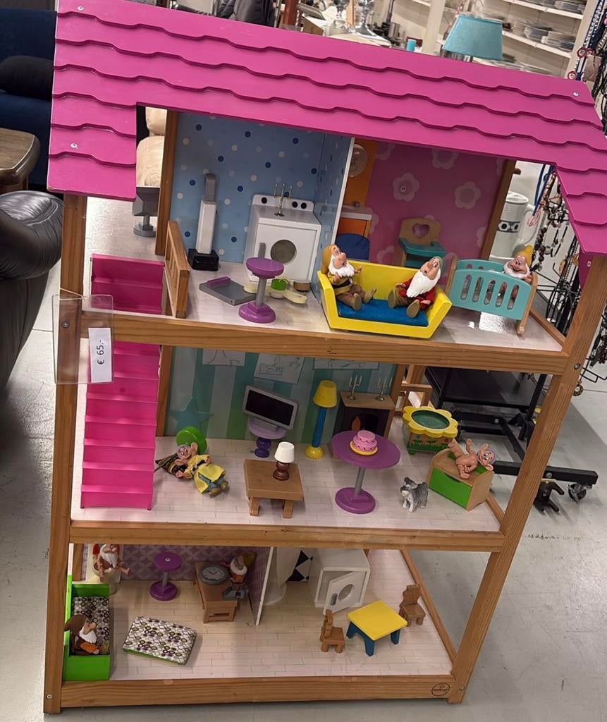 Grote mooie poppenhuis, Ophalen, Poppenhuis