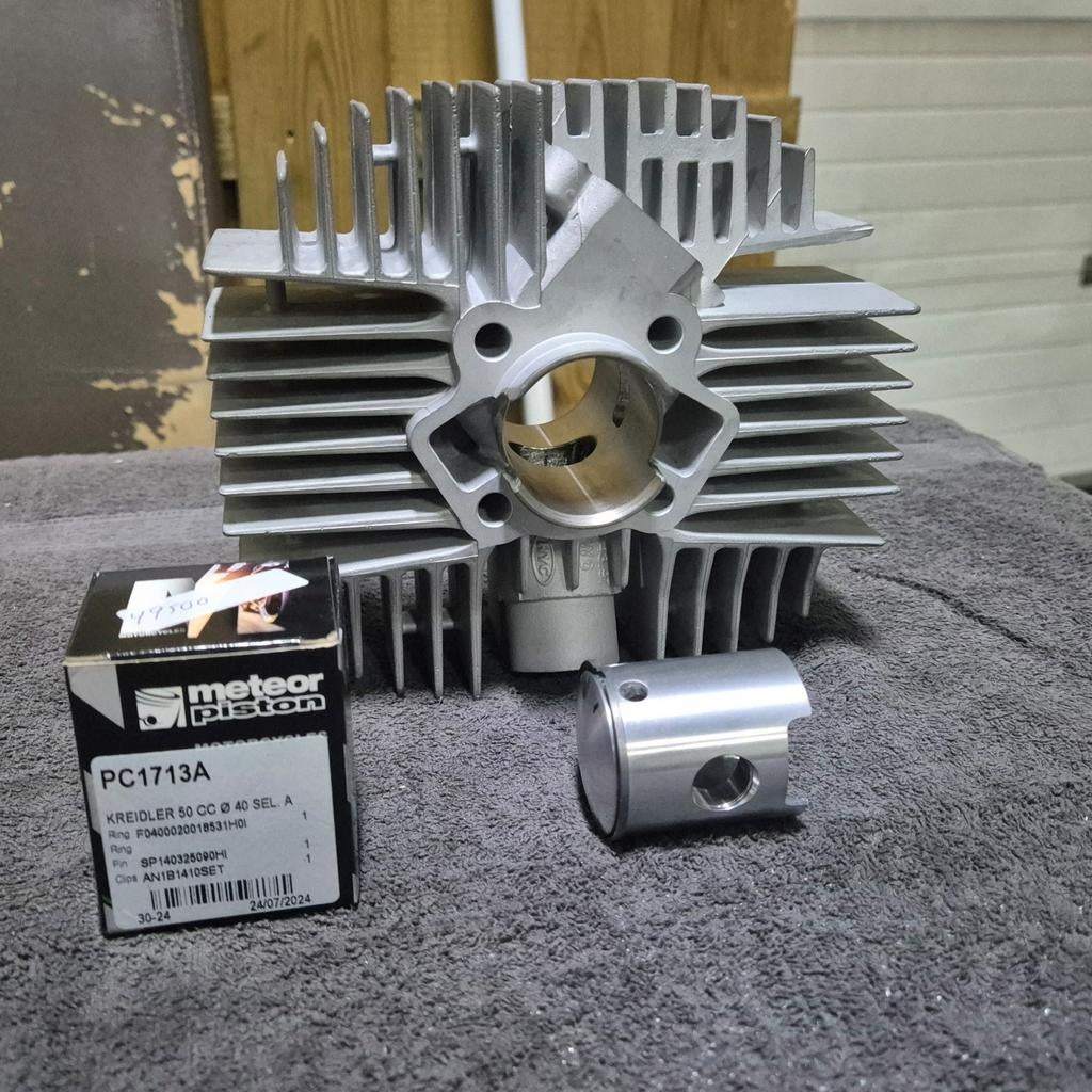 Nieuw getuned 50 cc Smalle tap cilinder set, Rhenen, Van belzen scooters, Nieuw, Ophalen of Verzenden