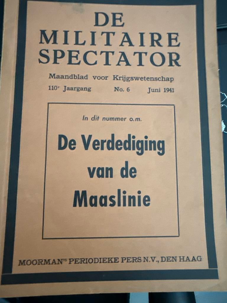 De Militaire Spectator 110e jaargang no 6 juni 1941, Ophalen of Verzenden, Zo goed als nieuw, Overige typen