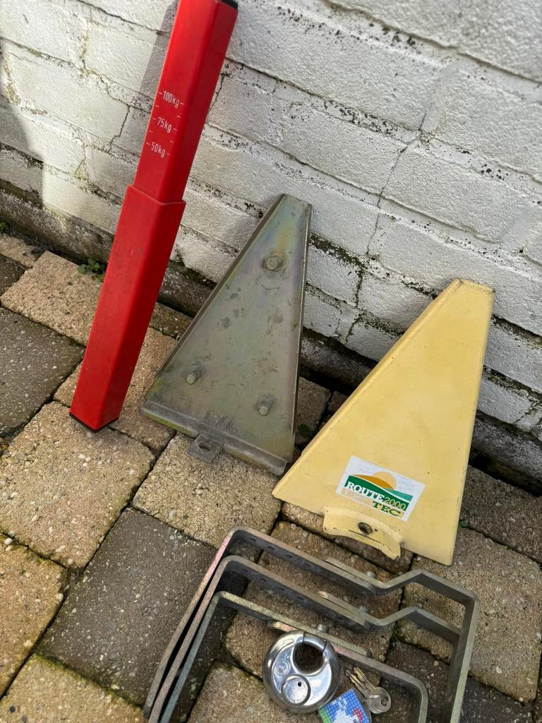 Wielslot caravan plus kogeldruk weegschaal, Ophalen of Verzenden, Gebruikt