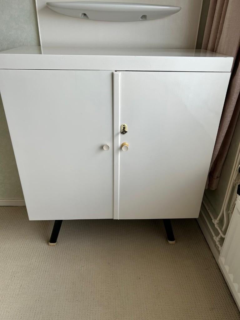 Vintage legkast, Ophalen