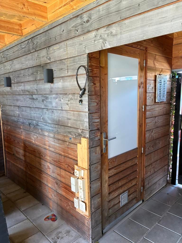 Geïsoleerd tuinhuisje 240x185x270, Tuin en Terras, Tuinhuizen, Minder dan 250 cm, Kunststof, Ophalen of Verzenden, Zo goed als nieuw