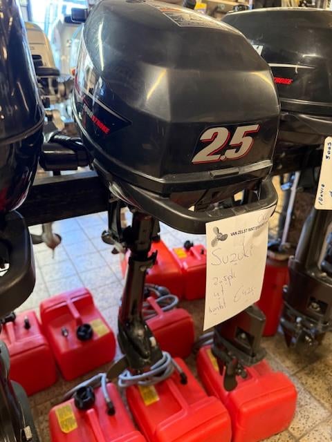 Suzuki 2.5, Gebruikt