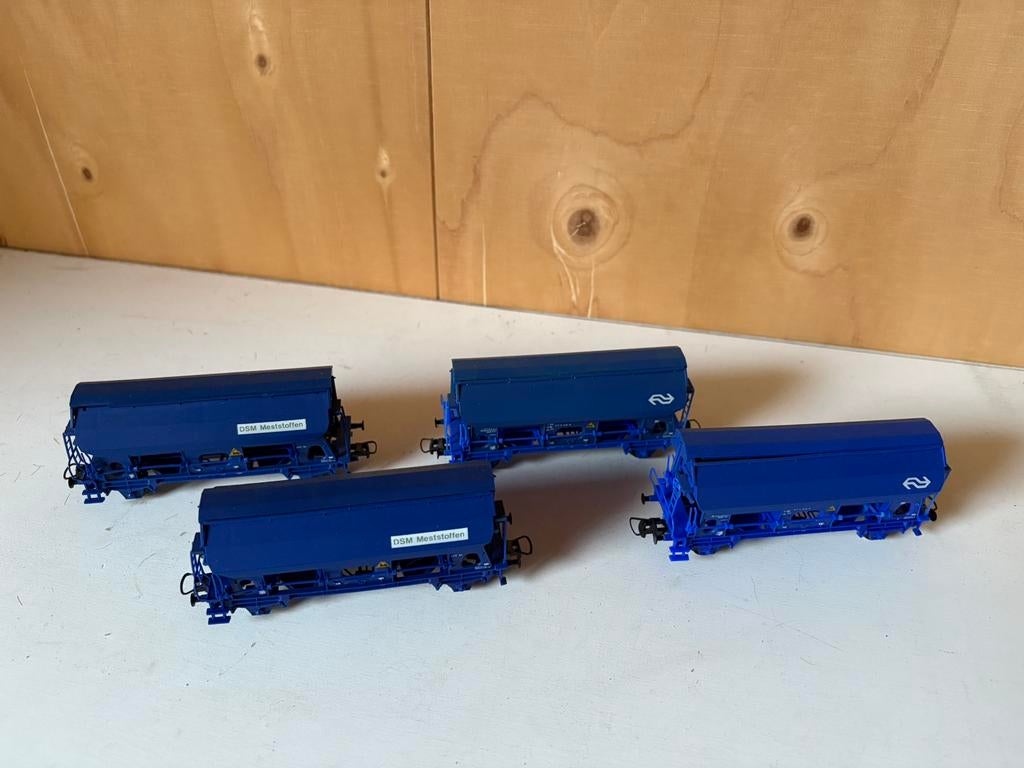 Roco zijlossers NS en DSM Meststoffen, Gelijkstroom of Wisselstroom, Wagon, Ophalen of Verzenden, Roco