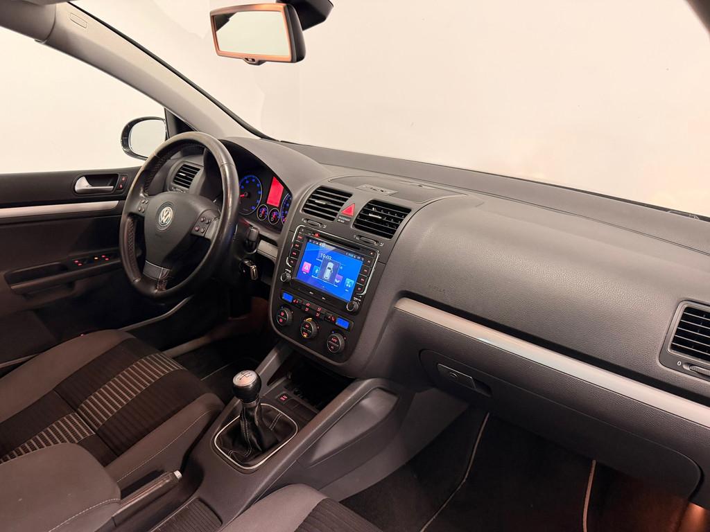 Volkswagen Golf 1.4 Trendline, Voorwielaandrijving, Stof, Gebruikt, Zwart