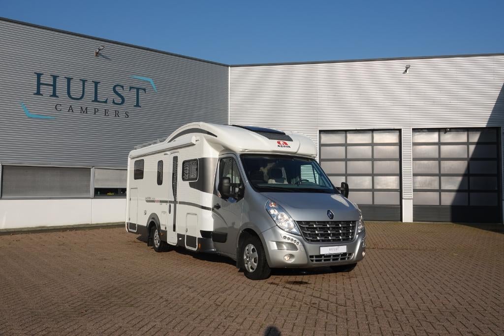 Adria Matrix Supreme M 687 SL, Luchtvering, Lengtebedden, Caravans en Kamperen, Campers, 7 tot 8 meter, Bedrijf, Adria, Half-integraal