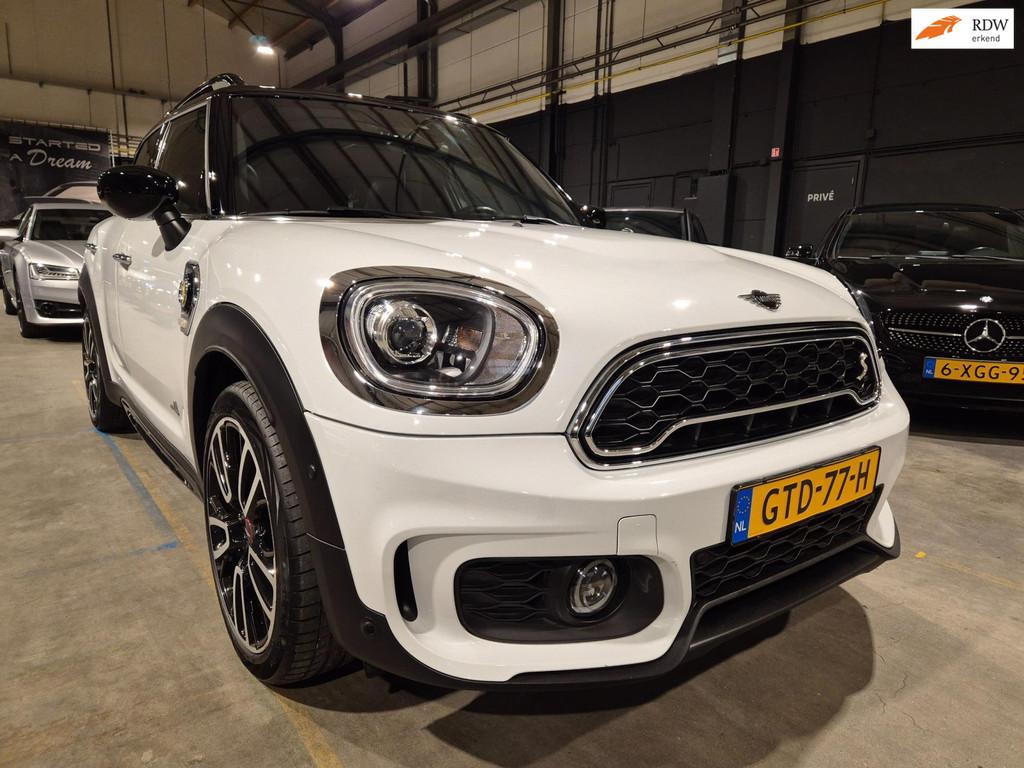 Mini Mini Countryman 2.0 Cooper S E ALL4 Chili - JCW Pakket, Automaat, 136 pk, Gebruikt, Wit