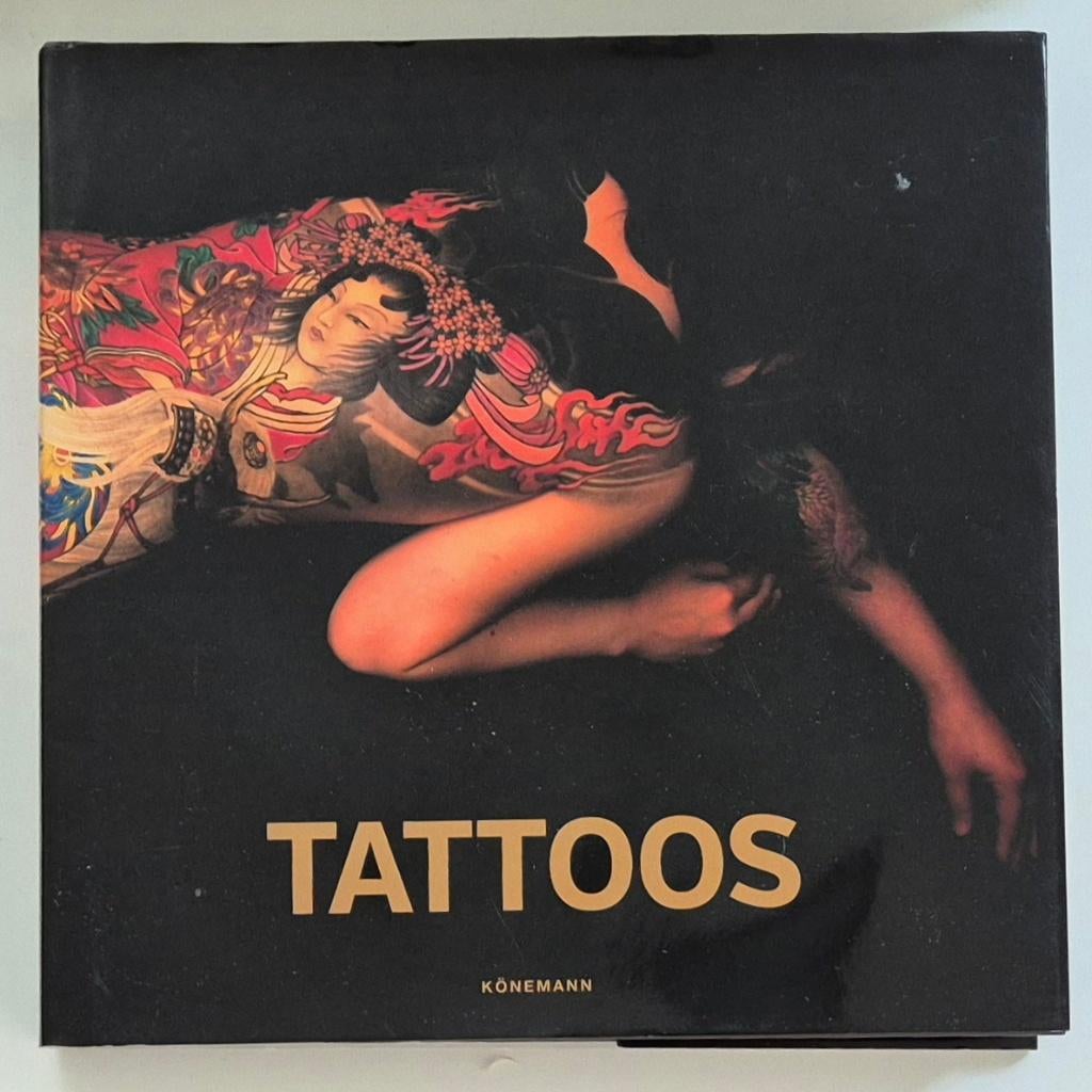 TATTOOS, Verzenden, Zo goed als nieuw, Fotografen