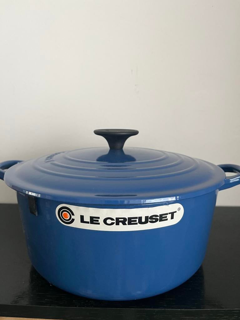 Le Creuset Braadpan 24 cm - Blauw gietijzer., Nieuw, Ophalen of Verzenden, Koekenpan of Braadpan, Gietijzer