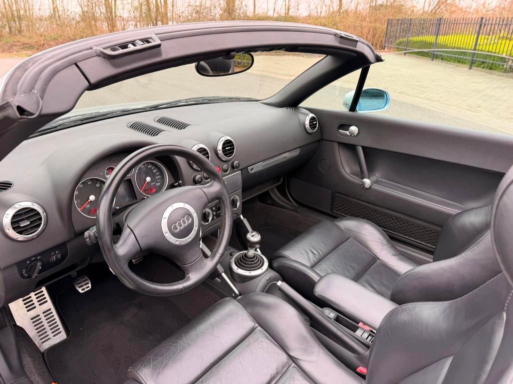 Audi TT Roadster 1.8 5V TURBO 180PK AIRCO/ECC LEER XENON ALL, Voorwielaandrijving, Open dak, TT, Gebruikt
